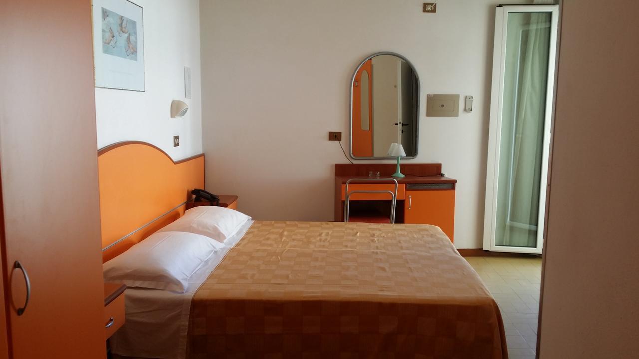 Hotel La Falena Cervia Exteriér fotografie
