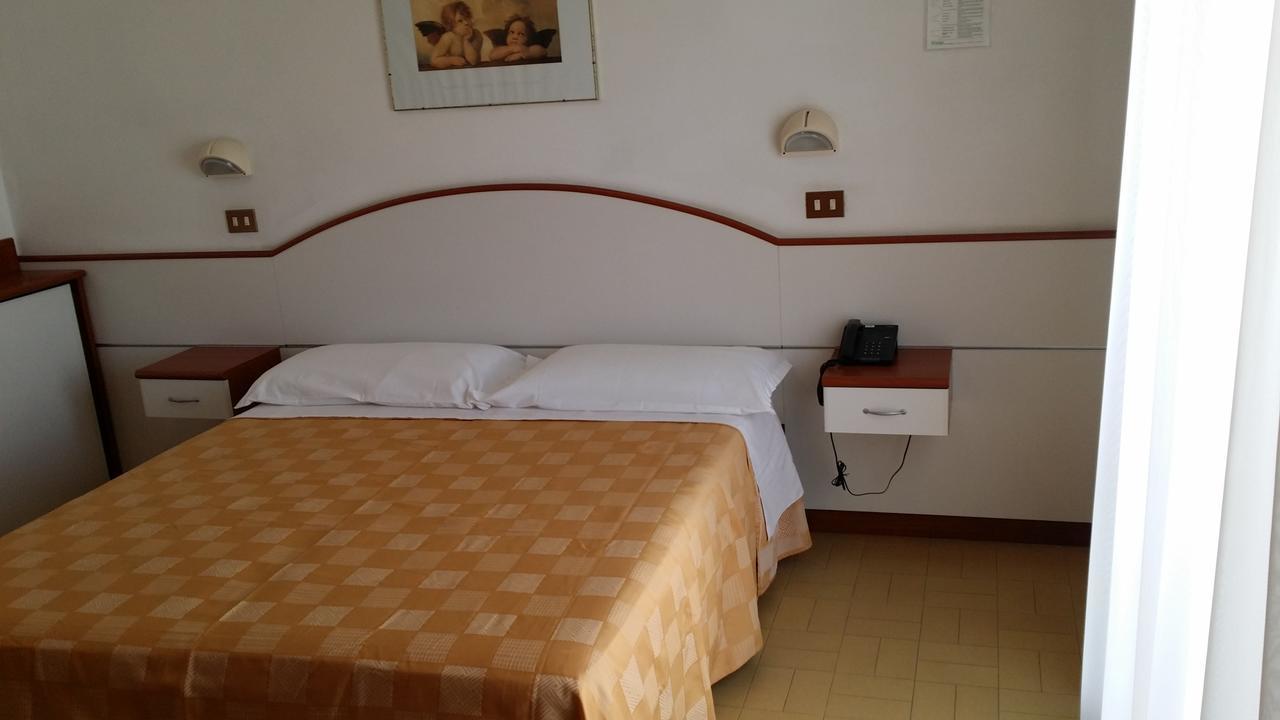Hotel La Falena Cervia Exteriér fotografie