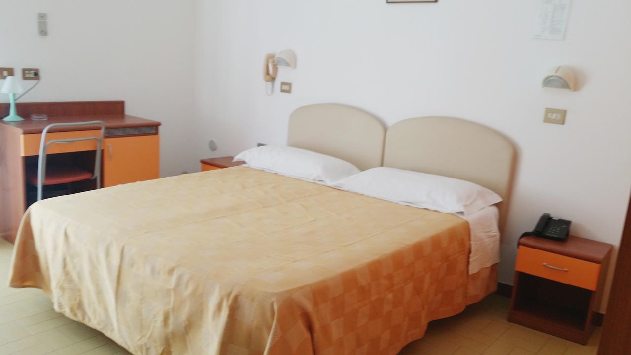 Hotel La Falena Cervia Exteriér fotografie